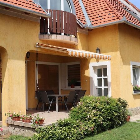 B6 Apartman Veszprém Zewnętrze zdjęcie