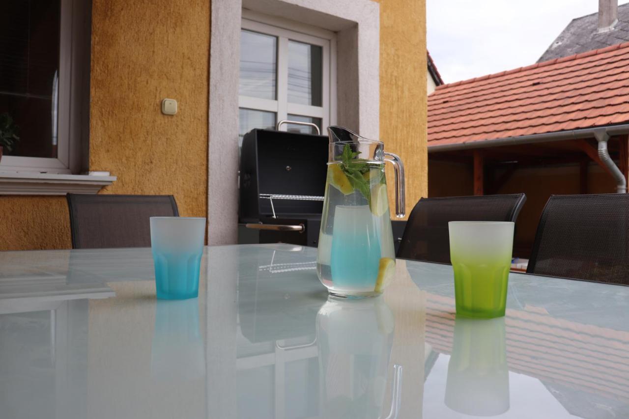 B6 Apartman Veszprém Zewnętrze zdjęcie
