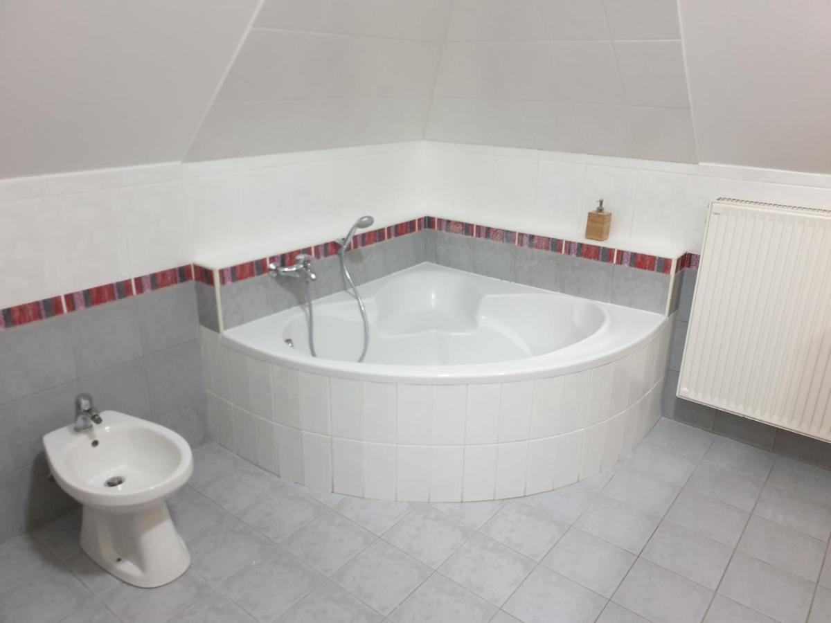 B6 Apartman Veszprém Zewnętrze zdjęcie